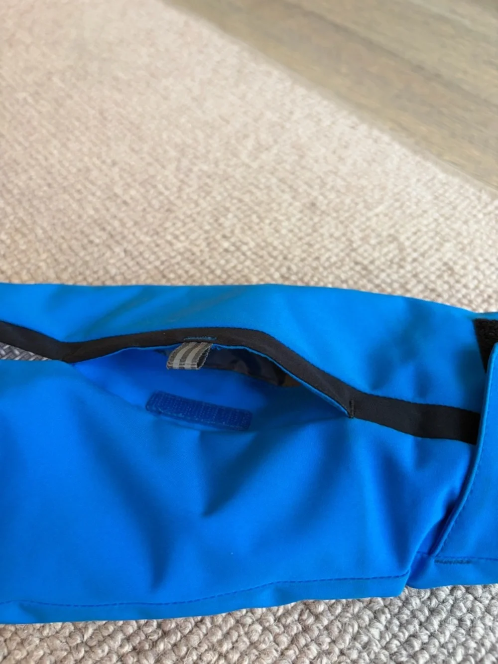 Obermeyer Kids Blue Insulated Ski Jacket (Size 5) - Picture 10 of 13